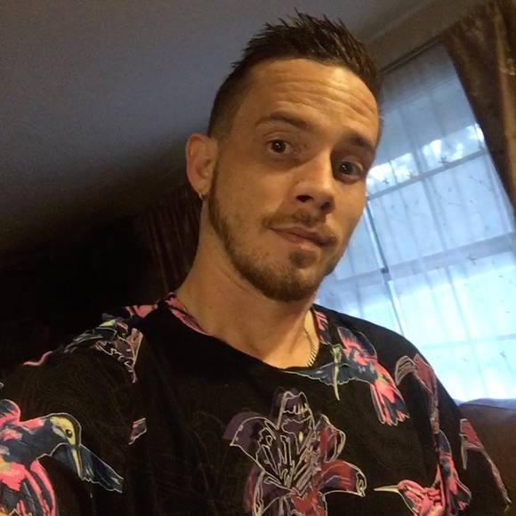 Meet your Posher, Kevin - Picture 1 of 1